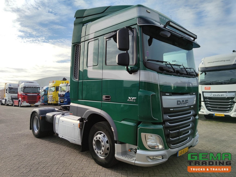 DAF FT XF410 4x2 Euro6 FT XF410 4x2 SpaceCab Euro6 - 13L - WF and Tipper Hydraulics - StandAirco - Tractor unit: picture 2 DAF FT XF410 4x2 Euro6 FT XF410 4x2 SpaceCab Euro6 - 13L - WF and Tipper Hydraulics - StandAirco - Tractor unit: picture 2