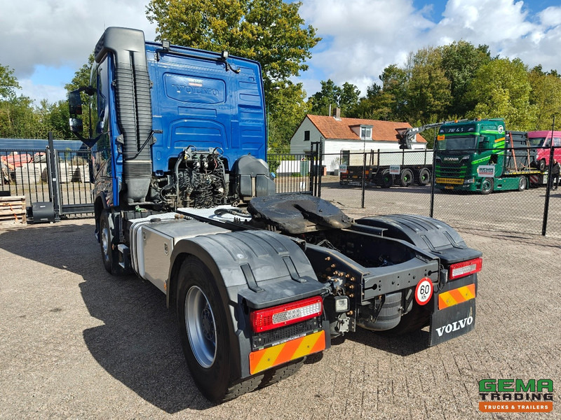 Volvo FH460 4x2 Globetrotter Euro6 - Hydrauliek - Naafreductie - 282.000KM Origineel! - Tractor unit: picture 4 Volvo FH460 4x2 Globetrotter Euro6 - Hydrauliek - Naafreductie - 282.000KM Origineel! - Tractor unit: picture 4