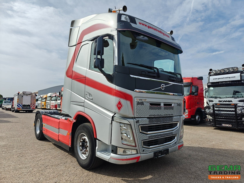 Volvo FH460 4x2 Globetrotter Euro6 - KiepHydrauliek - Dubbele Tanks - 12/2025 APK - Tractor unit: picture 2 Volvo FH460 4x2 Globetrotter Euro6 - KiepHydrauliek - Dubbele Tanks - 12/2025 APK - Tractor unit: picture 2