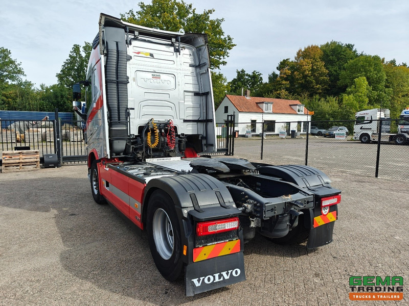 Volvo FH460 4x2 Globetrotter Euro6 - KiepHydrauliek - Dubbele Tanks - 12/2025 APK - Tractor unit: picture 4 Volvo FH460 4x2 Globetrotter Euro6 - KiepHydrauliek - Dubbele Tanks - 12/2025 APK - Tractor unit: picture 4