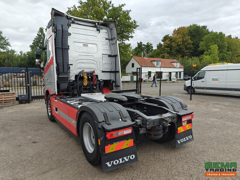 Volvo FH460 4x2 Globetrotter Euro6 - KiepHydrauliek - Dubbele Tanks - SMARTTacho V2 - 03/2026 APK - Tractor unit: picture 4 Volvo FH460 4x2 Globetrotter Euro6 - KiepHydrauliek - Dubbele Tanks - SMARTTacho V2 - 03/2026 APK - Tractor unit: picture 4