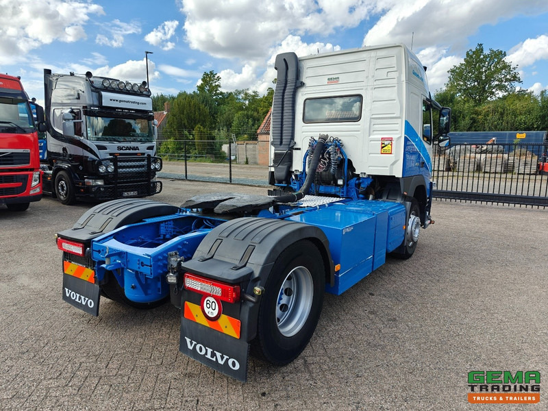 Volvo FM 460 4x2 Globetrotter Euro6 - Compressor - PTO Afstandsbediening - 407.000km - SMARTTacho V2 - TOP! - Tractor unit: picture 3 Volvo FM 460 4x2 Globetrotter Euro6 - Compressor - PTO Afstandsbediening - 407.000km - SMARTTacho V2 - TOP! - Tractor unit: picture 3