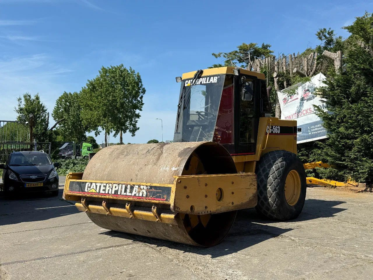 CAT CS 563 Roller with vibration - Compactor: picture 2 CAT CS 563 Roller with vibration - Compactor: picture 2