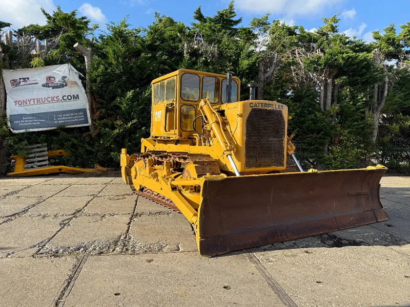 Caterpillar D7E Bulldozer with ripper - Bulldozer: picture 1 Caterpillar D7E Bulldozer with ripper - Bulldozer: picture 1