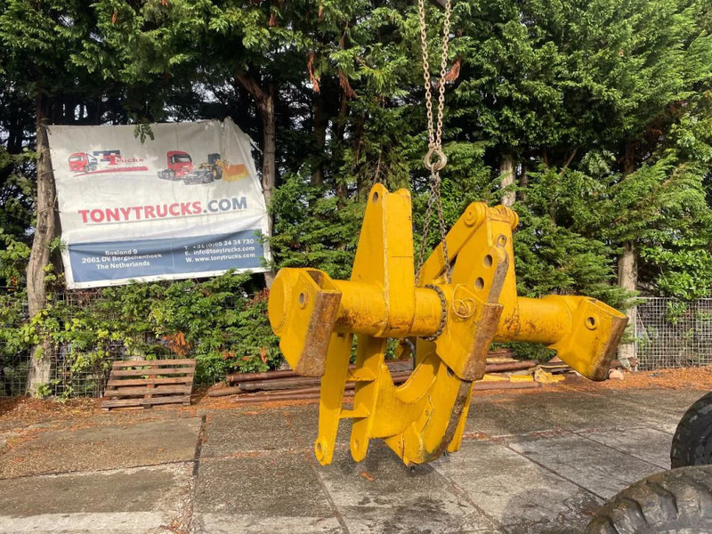 Caterpillar Ripper compatible with D7R and D7H Ripper compatible with D7R and D7H - Ripper for Construction machinery: picture 1 Caterpillar Ripper compatible with D7R and D7H Ripper compatible with D7R and D7H - Ripper for Construction machinery: picture 1