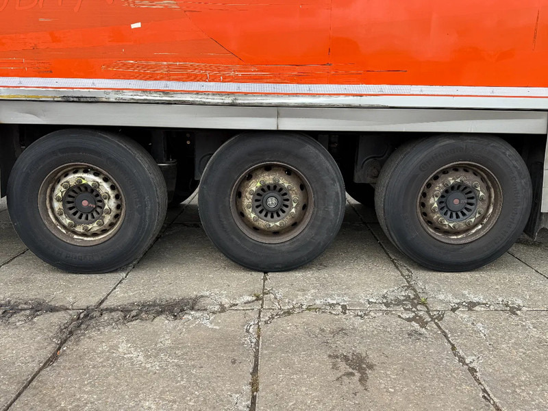 Chereau 3 Axle FRIGO Carier Vector 1850 7CM Side H260cm - Refrigerator semi-trailer: picture 5 Chereau 3 Axle FRIGO Carier Vector 1850 7CM Side H260cm - Refrigerator semi-trailer: picture 5