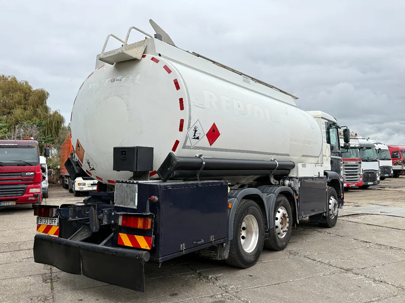 MAN TGA 26.430 6X2 Fuel Tank 21.000L 3 Comp + 2 Pump D20 Engine - Tank truck: picture 4 MAN TGA 26.430 6X2 Fuel Tank 21.000L 3 Comp + 2 Pump D20 Engine - Tank truck: picture 4