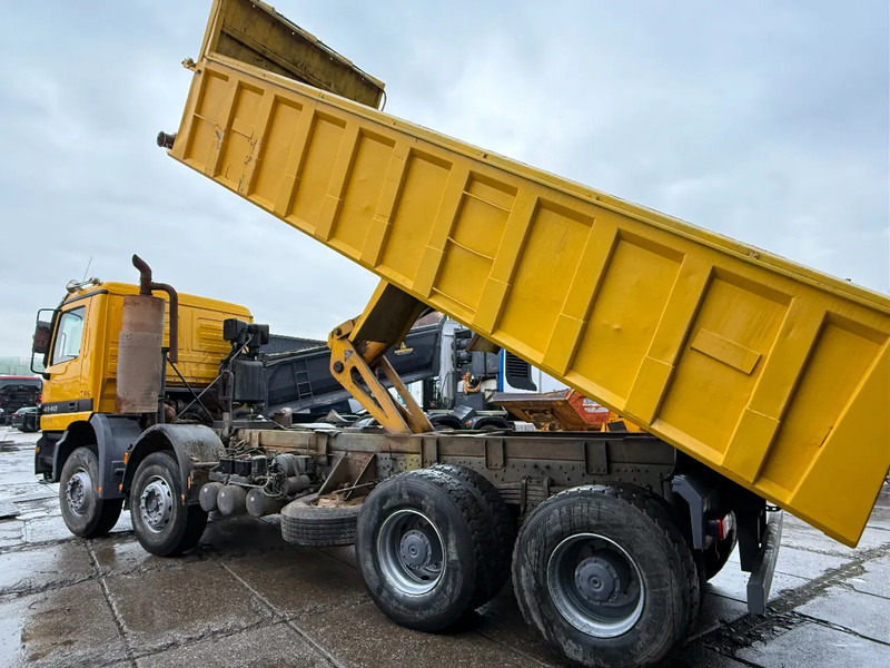 Mercedes-Benz Actros 4140 V6 8X4 Tipper Spring/Spring Manual Gear MP1 - Tipper: picture 3 Mercedes-Benz Actros 4140 V6 8X4 Tipper Spring/Spring Manual Gear MP1 - Tipper: picture 3