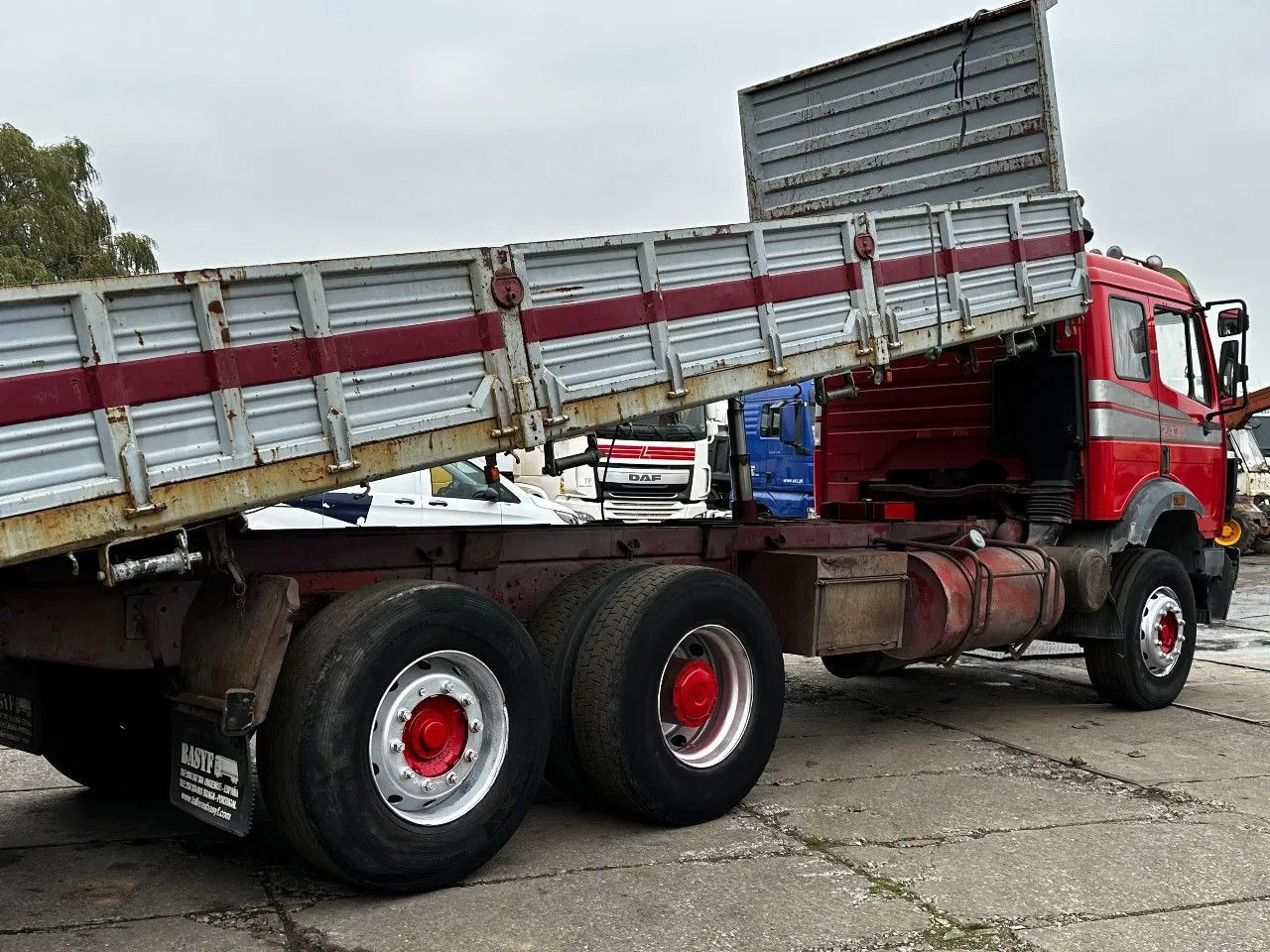 Mercedes-Benz SK 2435 V8 6X2 Tipper EPS Manual Gearbox Mercedes-Benz SK 2435 V8 6X2 Tipper EPS Manual Gearbox - Tipper: picture 4 Mercedes-Benz SK 2435 V8 6X2 Tipper EPS Manual Gearbox Mercedes-Benz SK 2435 V8 6X2 Tipper EPS Manual Gearbox - Tipper: picture 4