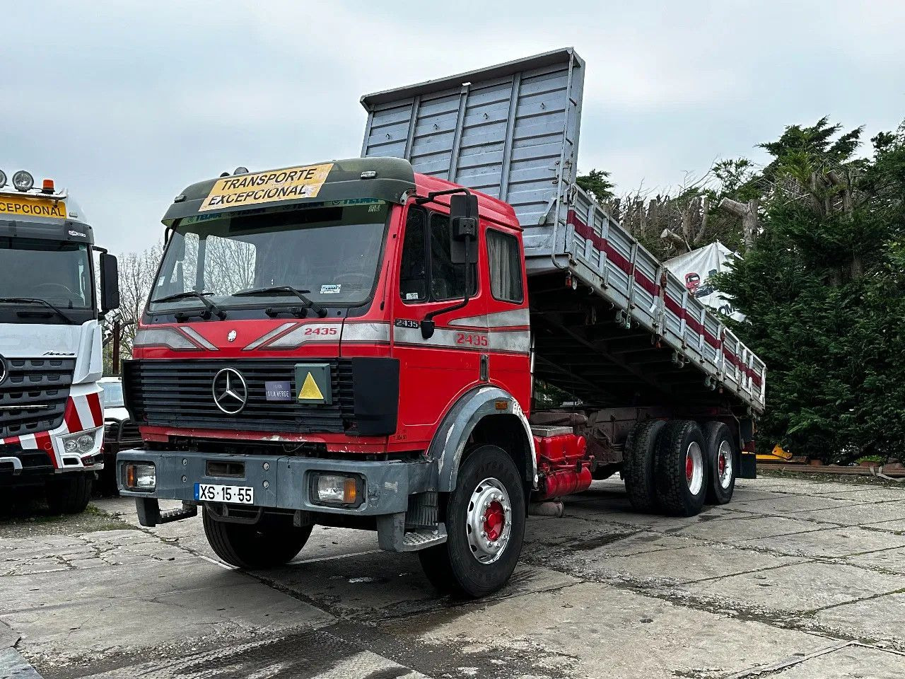 Mercedes-Benz SK 2435 V8 6X2 Tipper EPS Manual Gearbox Mercedes-Benz SK 2435 V8 6X2 Tipper EPS Manual Gearbox - Tipper: picture 2 Mercedes-Benz SK 2435 V8 6X2 Tipper EPS Manual Gearbox Mercedes-Benz SK 2435 V8 6X2 Tipper EPS Manual Gearbox - Tipper: picture 2