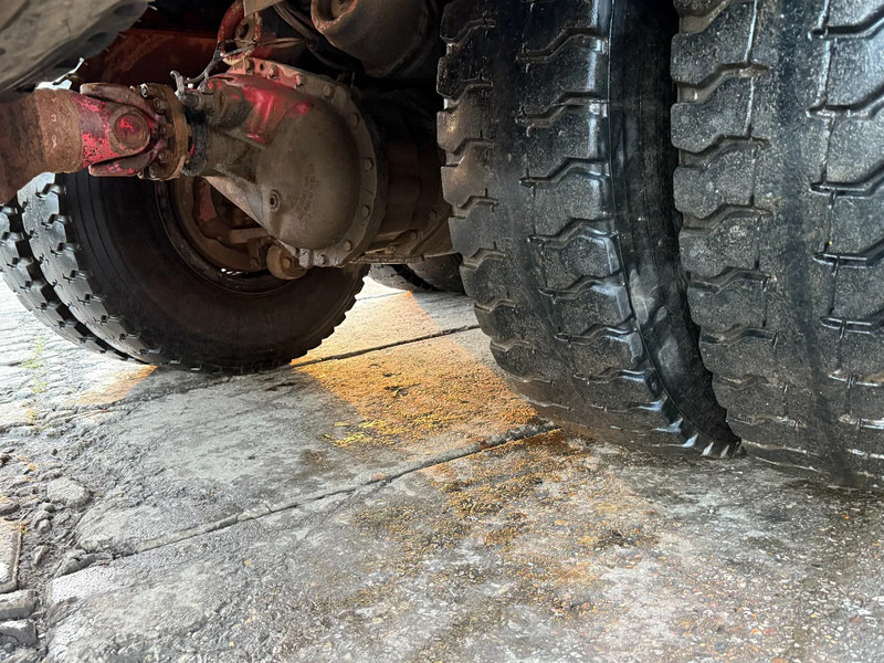 Mercedes-Benz SK 2635 V8 6X6 Chassis Spring/spring ZF Man Gear OM442 - Tipper, Crane truck: picture 3 Mercedes-Benz SK 2635 V8 6X6 Chassis Spring/spring ZF Man Gear OM442 - Tipper, Crane truck: picture 3
