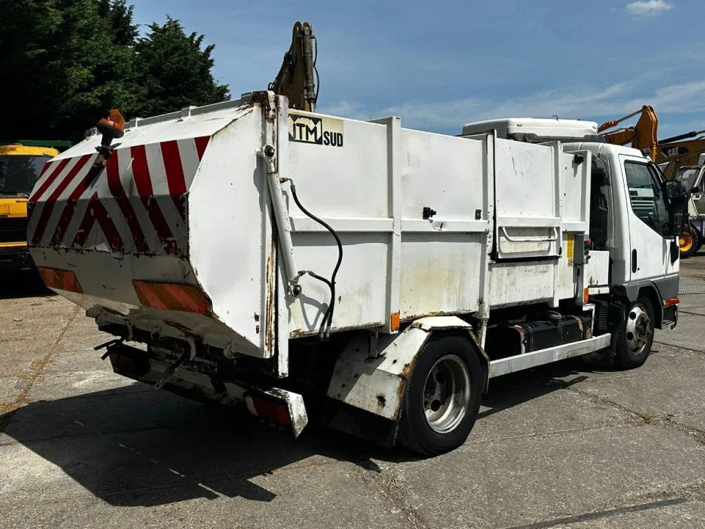Mitsubishi Canter GARBAGE TRUCK SPRING/SPRING MANUAL GEARBO - Garbage truck: picture 3 Mitsubishi Canter GARBAGE TRUCK SPRING/SPRING MANUAL GEARBO - Garbage truck: picture 3