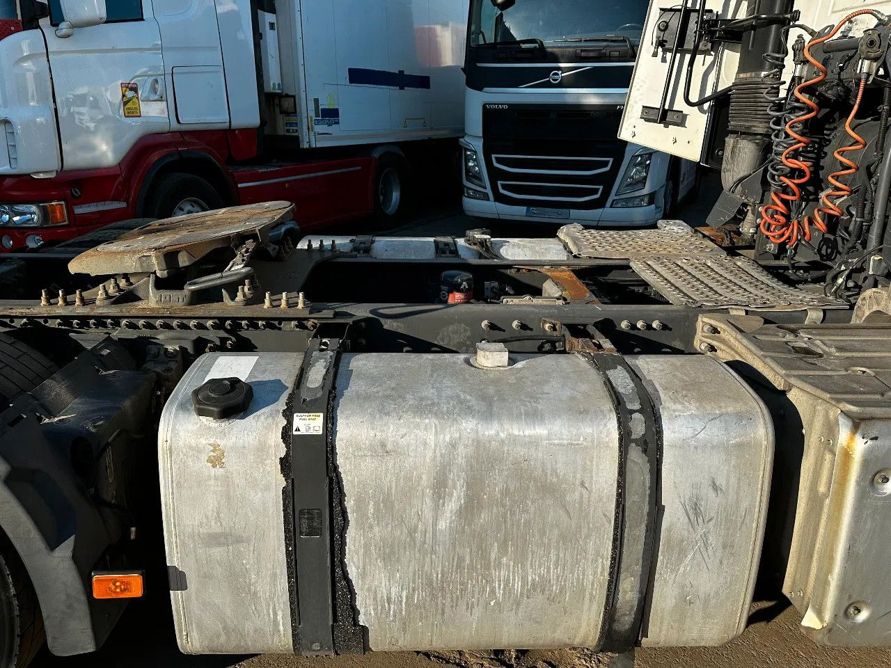 Renault T480 4X2 Tractor-unit Spring/Air D13 Engine Euro - Tractor unit: picture 5 Renault T480 4X2 Tractor-unit Spring/Air D13 Engine Euro - Tractor unit: picture 5
