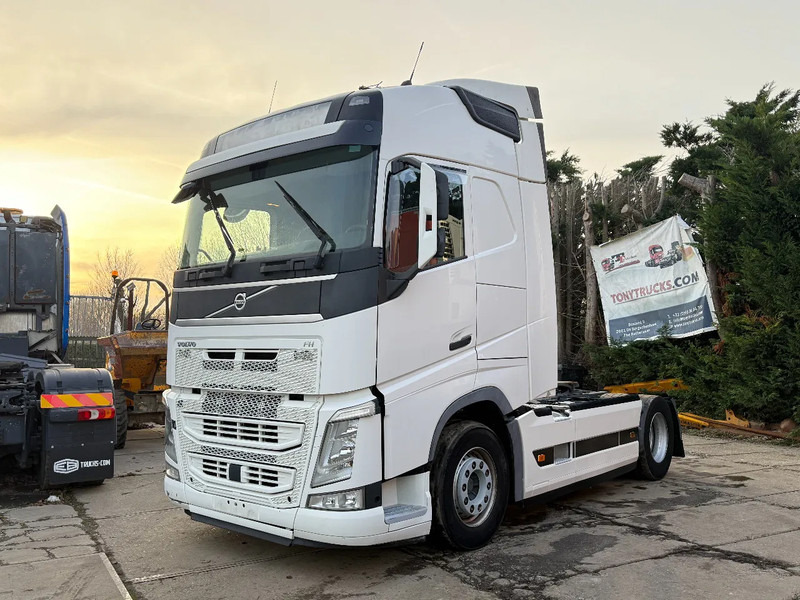 Volvo FH 13.500 4X2 Tractor-unit Spring/Air Retarder Full spoiler - Tractor unit: picture 2 Volvo FH 13.500 4X2 Tractor-unit Spring/Air Retarder Full spoiler - Tractor unit: picture 2