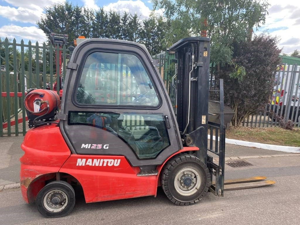 Manitou MI 25 G - LPG forklift: picture 1 Manitou MI 25 G - LPG forklift: picture 1