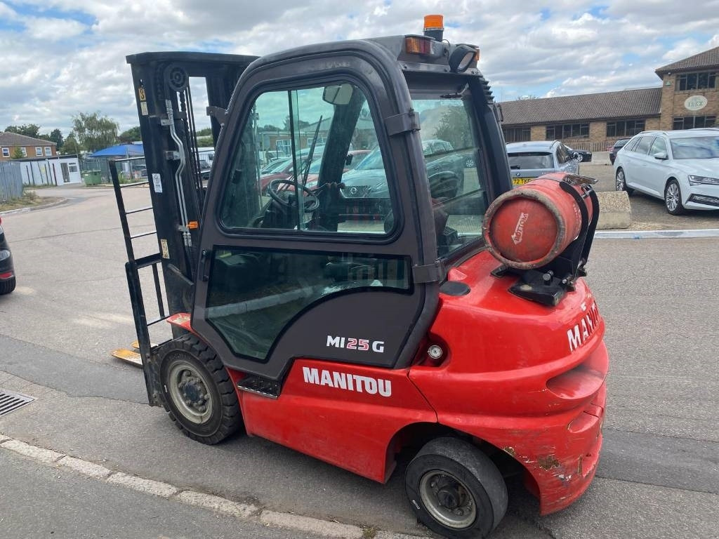 Manitou MI 25 G - LPG forklift: picture 2 Manitou MI 25 G - LPG forklift: picture 2