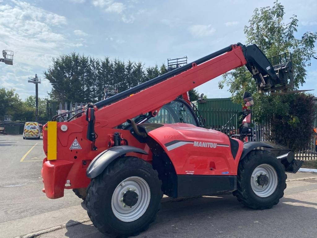 Manitou MT 1335  - Telescopic handler: picture 3 Manitou MT 1335  - Telescopic handler: picture 3