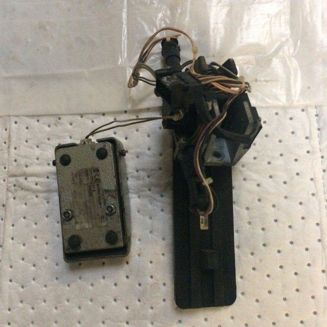 Accelerator with Deadman Switch for Still - Pedal for Material handling equipment: picture 2 Accelerator with Deadman Switch for Still - Pedal for Material handling equipment: picture 2