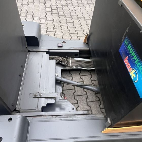 Atlet UFS250DTFVRE585 - 4-way reach truck: picture 2 Atlet UFS250DTFVRE585 - 4-way reach truck: picture 2