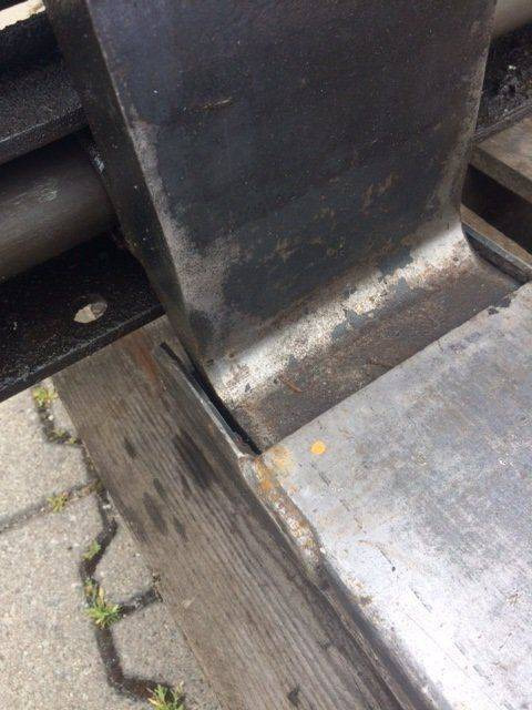 Griptech Fork positioner with Reach forks - Attachment: picture 3 Griptech Fork positioner with Reach forks - Attachment: picture 3