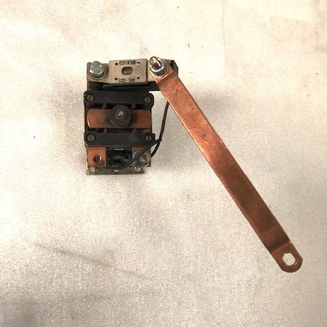 Contactor for Hyster E3.000XL - Electrical system for Material handling equipment: picture 1 Contactor for Hyster E3.000XL - Electrical system for Material handling equipment: picture 1