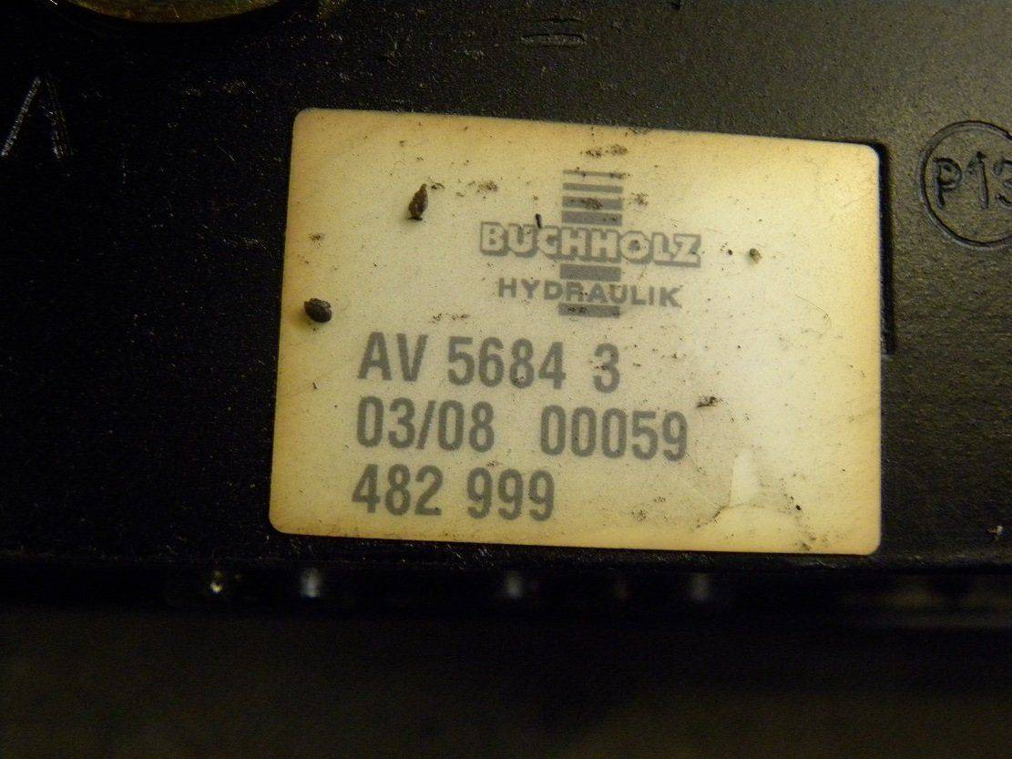 Hydraulic block for Caterpillar NR16N - Hydraulic valve for Material handling equipment: picture 2 Hydraulic block for Caterpillar NR16N - Hydraulic valve for Material handling equipment: picture 2