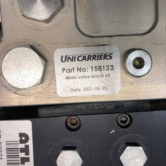 Hydraulic control valve for Atlet - Hydraulic valve for Material handling equipment: picture 5 Hydraulic control valve for Atlet - Hydraulic valve for Material handling equipment: picture 5