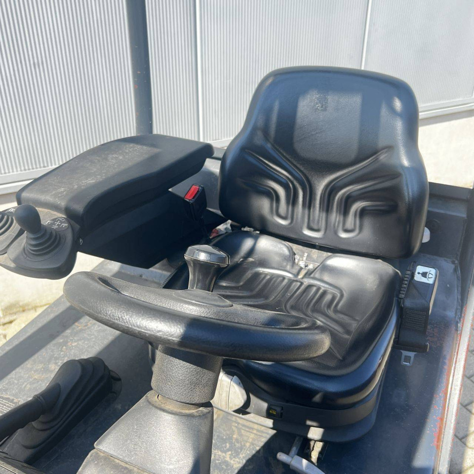 Linde E14 (335-02) - Electric forklift: picture 4 Linde E14 (335-02) - Electric forklift: picture 4