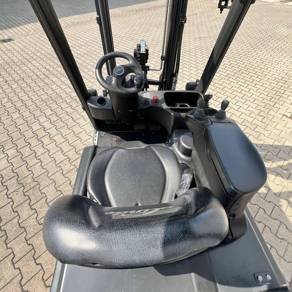 Linde E16P (386-02) EVO - Electric forklift: picture 5 Linde E16P (386-02) EVO - Electric forklift: picture 5