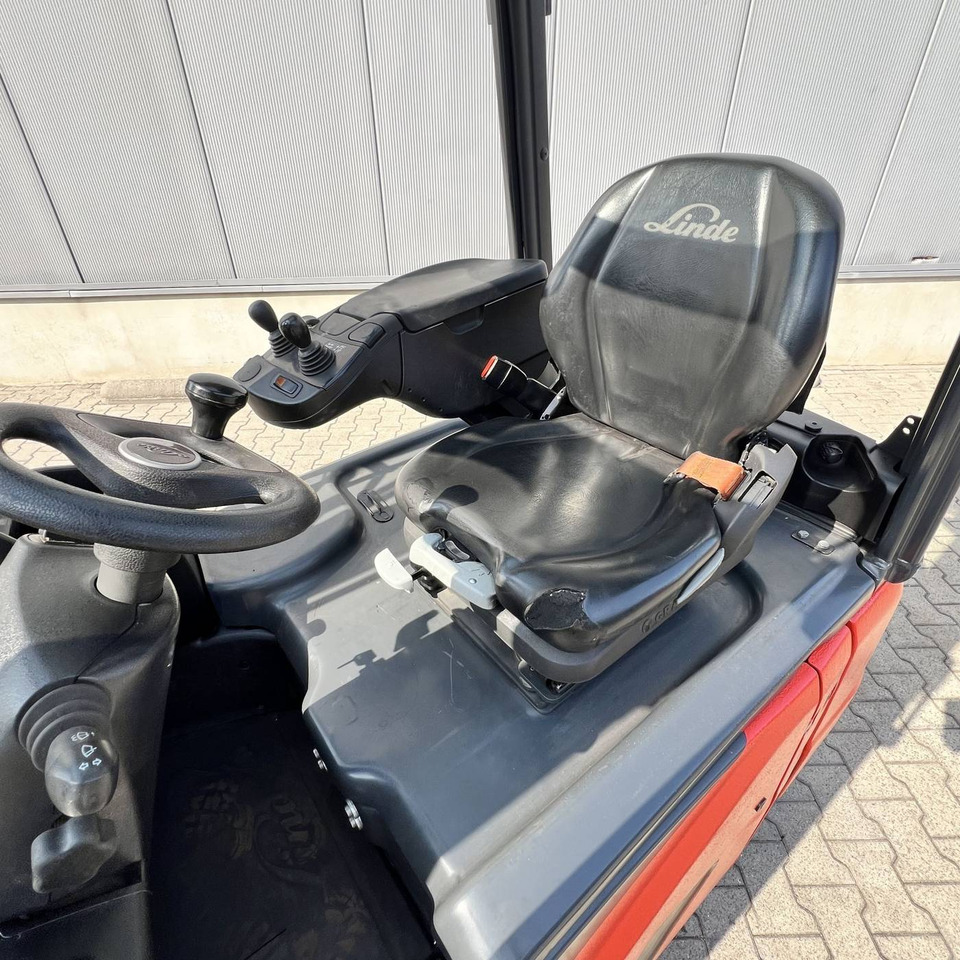 Linde E18PH (386-02) EVO - Electric forklift: picture 4 Linde E18PH (386-02) EVO - Electric forklift: picture 4