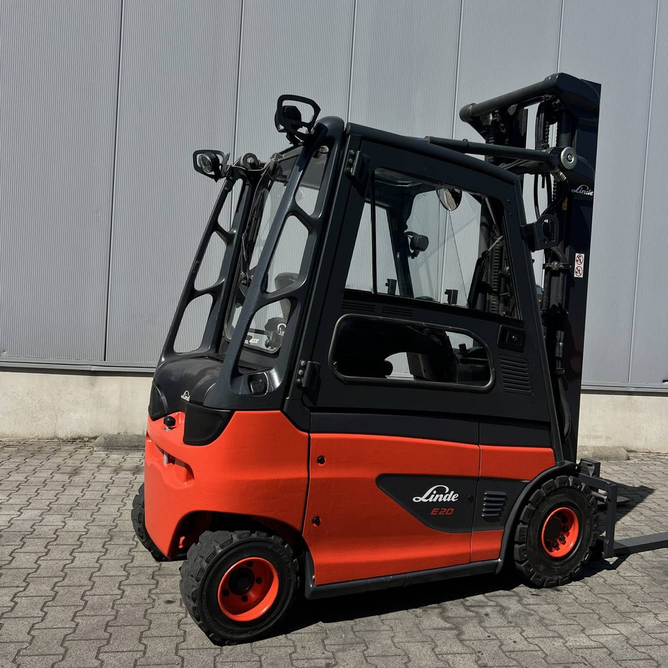 Linde E20 (387) - Electric forklift: picture 2 Linde E20 (387) - Electric forklift: picture 2