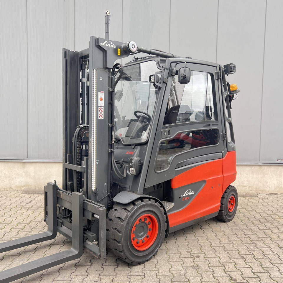 Linde E35/600H (388) - Electric forklift: picture 1 Linde E35/600H (388) - Electric forklift: picture 1