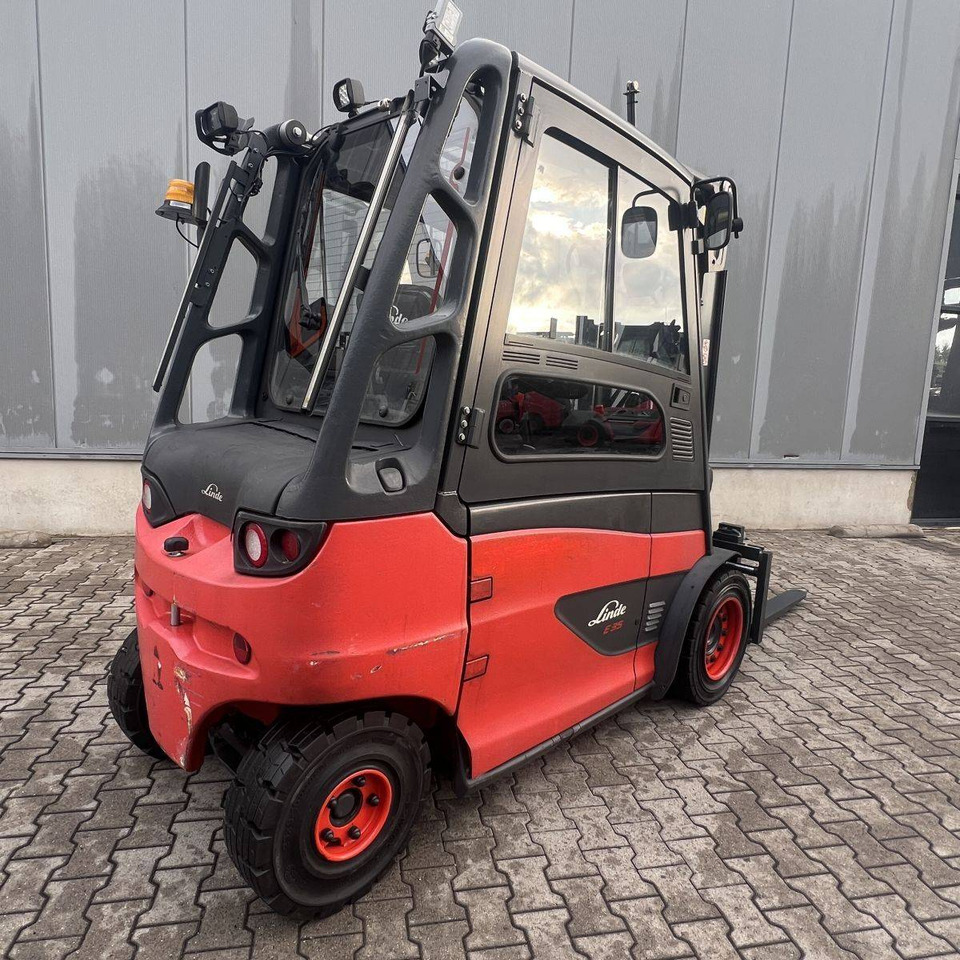 Linde E35/600H (388) - Electric forklift: picture 2 Linde E35/600H (388) - Electric forklift: picture 2