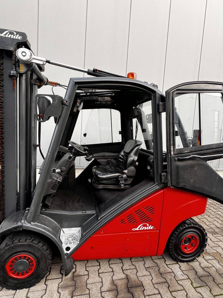 Linde H25D (392) - Diesel forklift: picture 5 Linde H25D (392) - Diesel forklift: picture 5