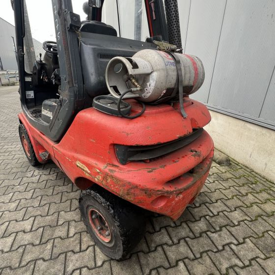 LPG forklift Linde H25T-03 (351): picture 10
