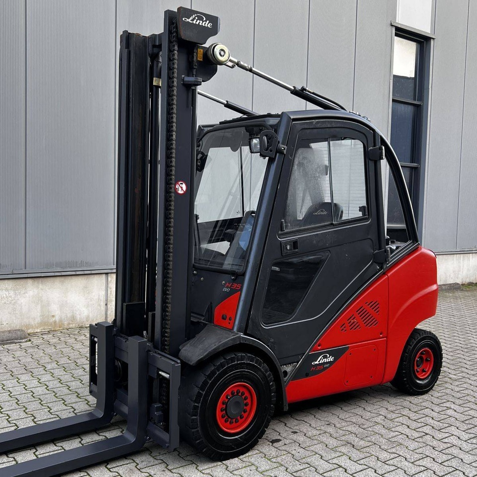 Linde H35D (393-02) EVO - Diesel forklift: picture 1 Linde H35D (393-02) EVO - Diesel forklift: picture 1