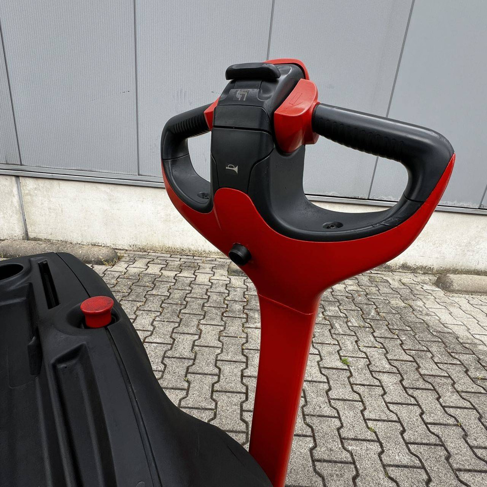 Linde L12 (1172) - Stacker: picture 5 Linde L12 (1172) - Stacker: picture 5