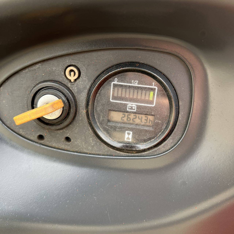 Linde L14 (372) leasing Linde L14 (372): picture 6 Linde L14 (372) leasing Linde L14 (372): picture 6