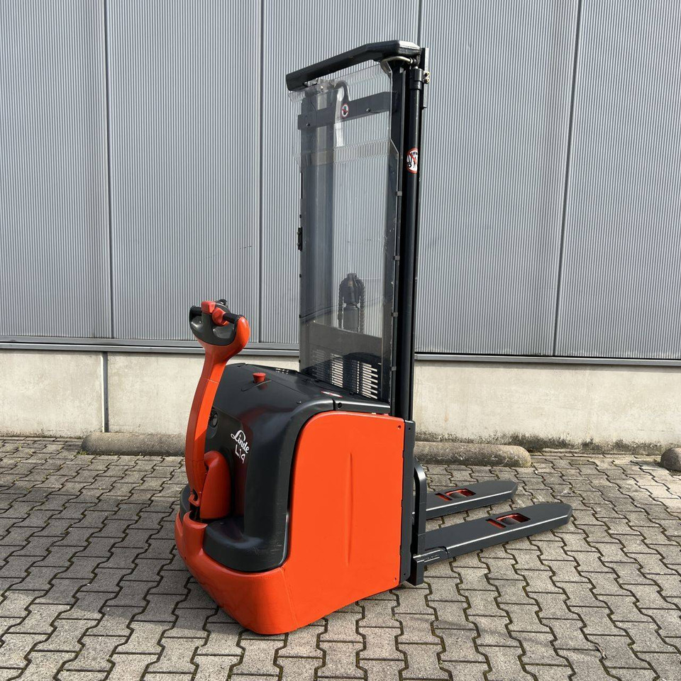 Linde L14 (372) - Stacker: picture 1 Linde L14 (372) - Stacker: picture 1