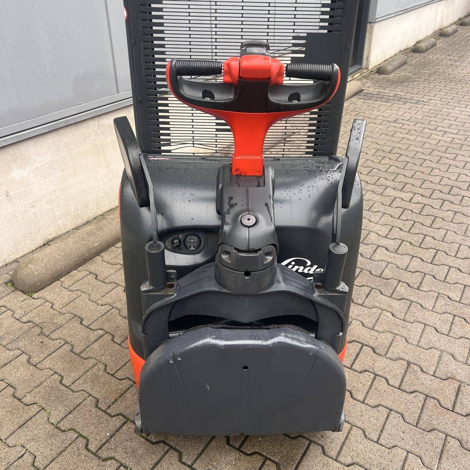 Linde L14AP (372) - Stacker: picture 3 Linde L14AP (372) - Stacker: picture 3