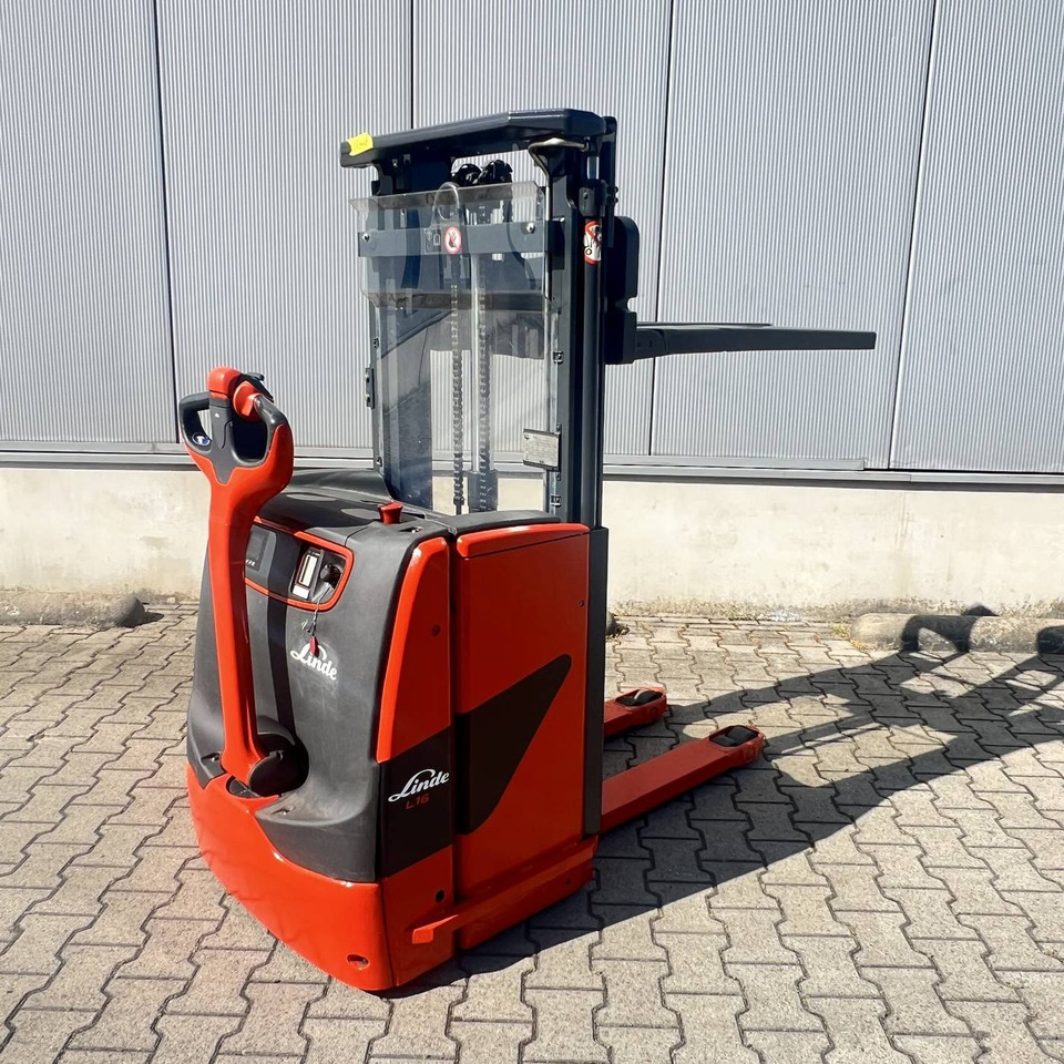 Linde L16 (1173) - Stacker: picture 2 Linde L16 (1173) - Stacker: picture 2