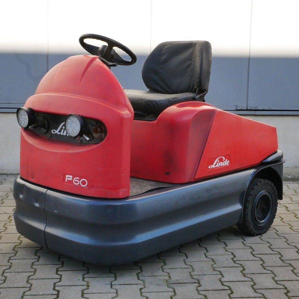 Linde P60Z (126) - Tow tractor: picture 1 Linde P60Z (126) - Tow tractor: picture 1