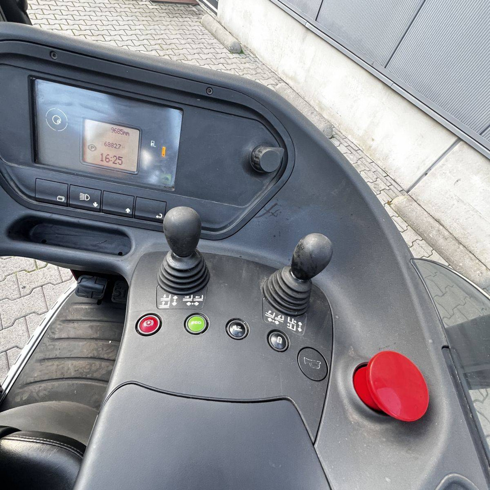 Linde R16 HD (1120) - Reach truck: picture 4 Linde R16 HD (1120) - Reach truck: picture 4