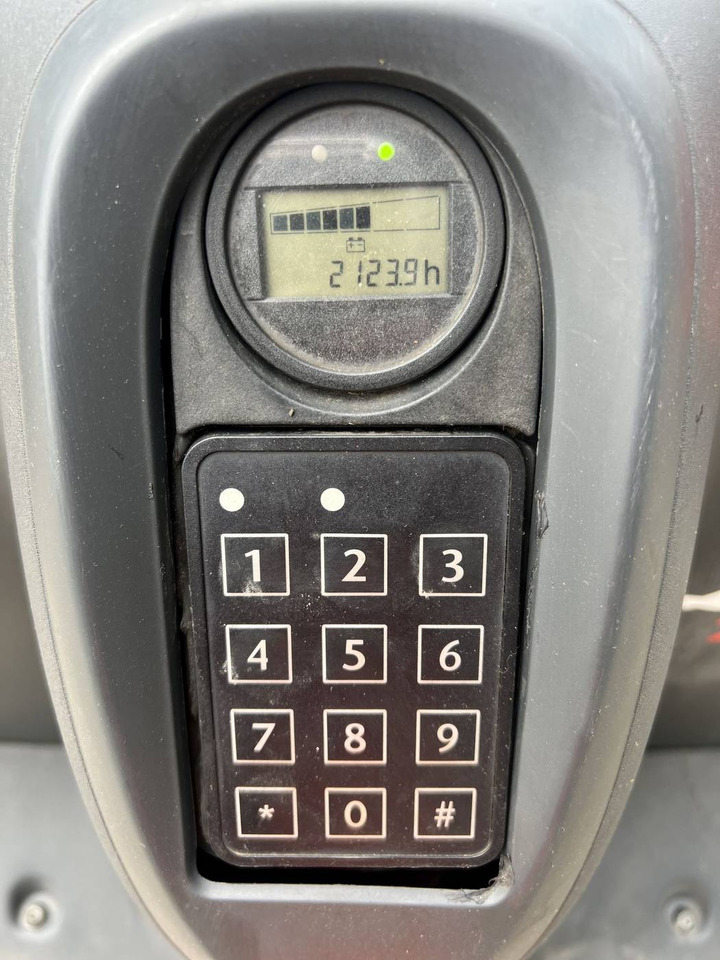 Pallet truck Linde T16 (1152): picture 7