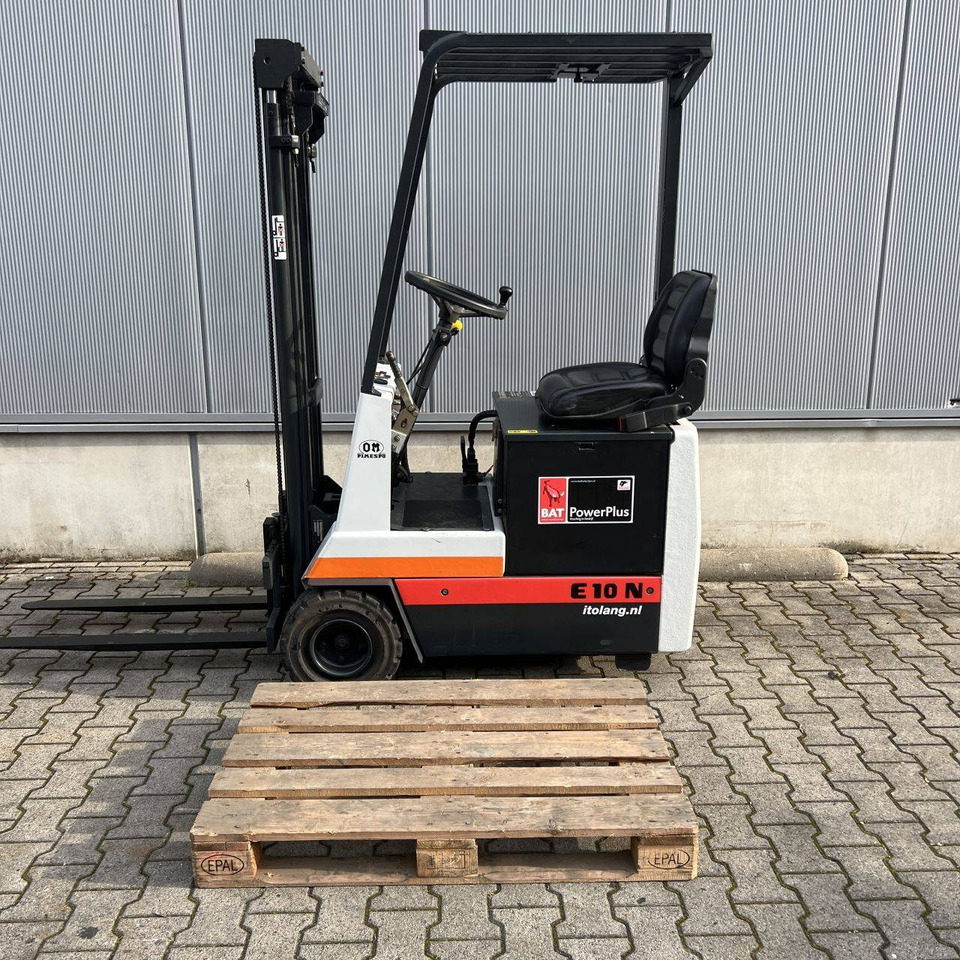 OM Pimespo E10N - Electric forklift: picture 3 OM Pimespo E10N - Electric forklift: picture 3