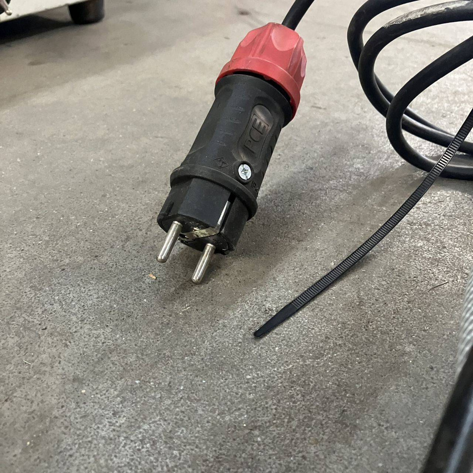 Hoppecke E230 G24/65 B-F15FS Trak power Optimal Charge (4) - Spare parts for Material handling equipment: picture 4 Hoppecke E230 G24/65 B-F15FS Trak power Optimal Charge (4) - Spare parts for Material handling equipment: picture 4