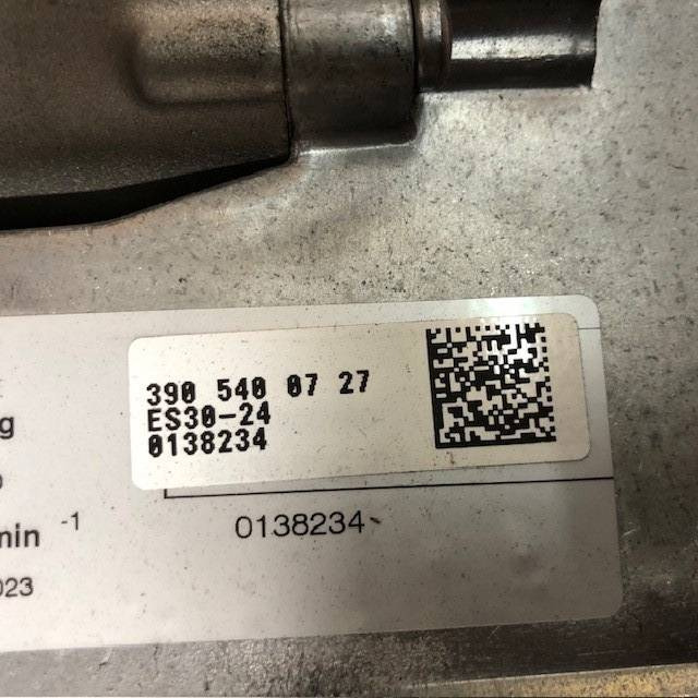 Steering motor ES30-24 for Linde 133 Series - Steering for Material handling equipment: picture 4 Steering motor ES30-24 for Linde 133 Series - Steering for Material handling equipment: picture 4
