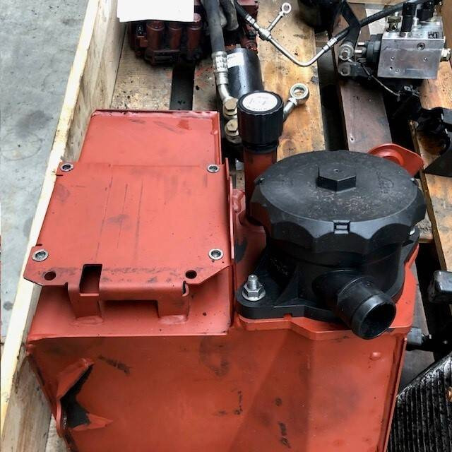 Tank oil for Linde - Hydraulic tank for Material handling equipment: picture 3 Tank oil for Linde - Hydraulic tank for Material handling equipment: picture 3