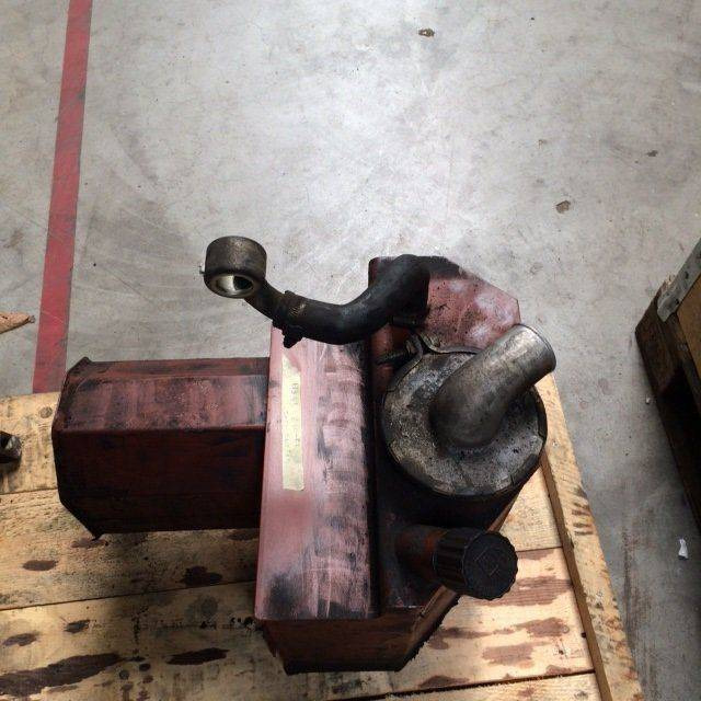 Tank oil for Linde - Hydraulic tank for Material handling equipment: picture 2 Tank oil for Linde - Hydraulic tank for Material handling equipment: picture 2