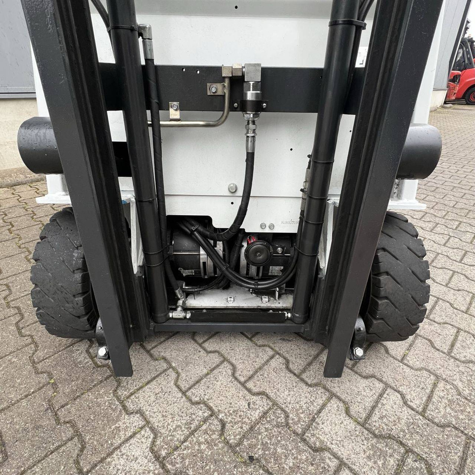 Electric forklift Unicarriers ET16 (AG1N12L16Q): picture 15